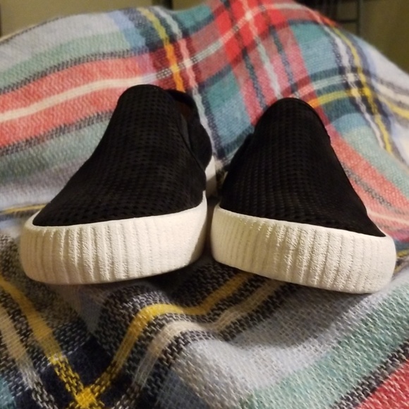 Frye Camille Leather Slip-On - Picture 8 of 8